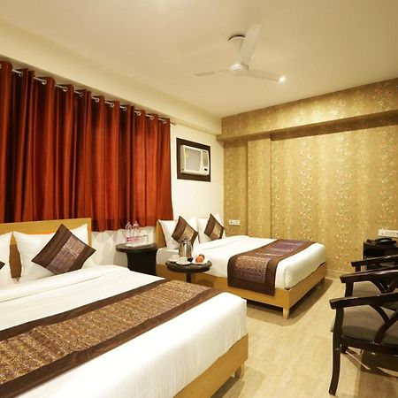 Hotel Ark Suites At Delhi Airport New Delhi Exterior photo