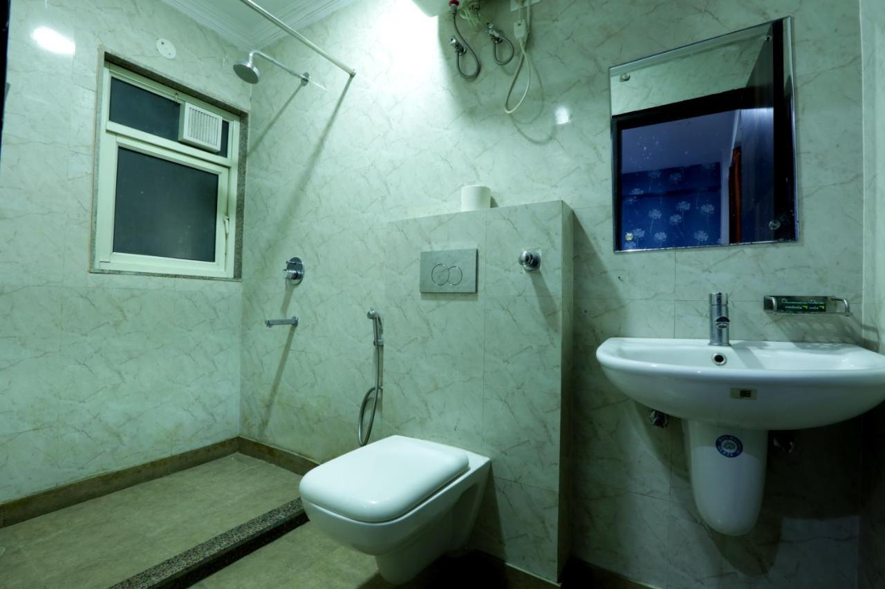 Hotel Ark Suites At Delhi Airport New Delhi Exterior photo