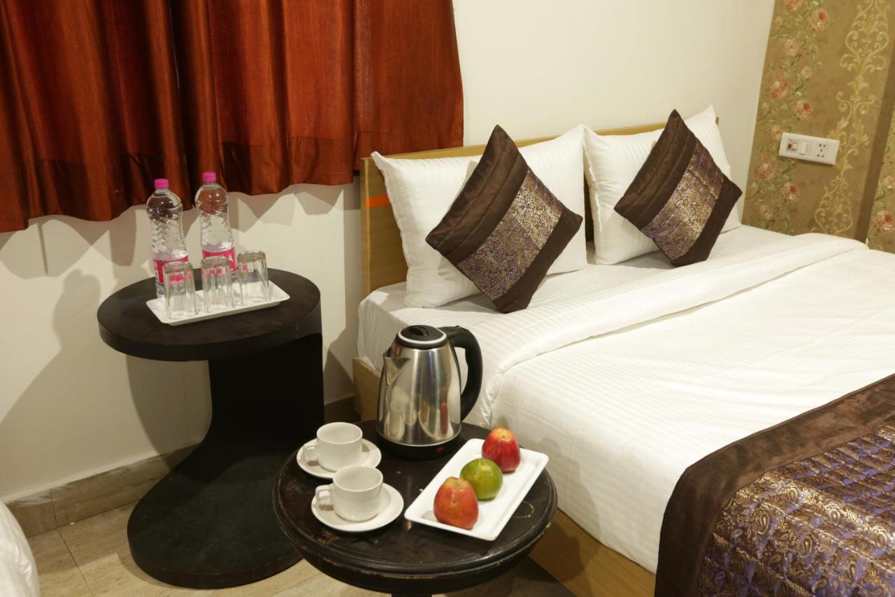 Hotel Ark Suites At Delhi Airport New Delhi Exterior photo